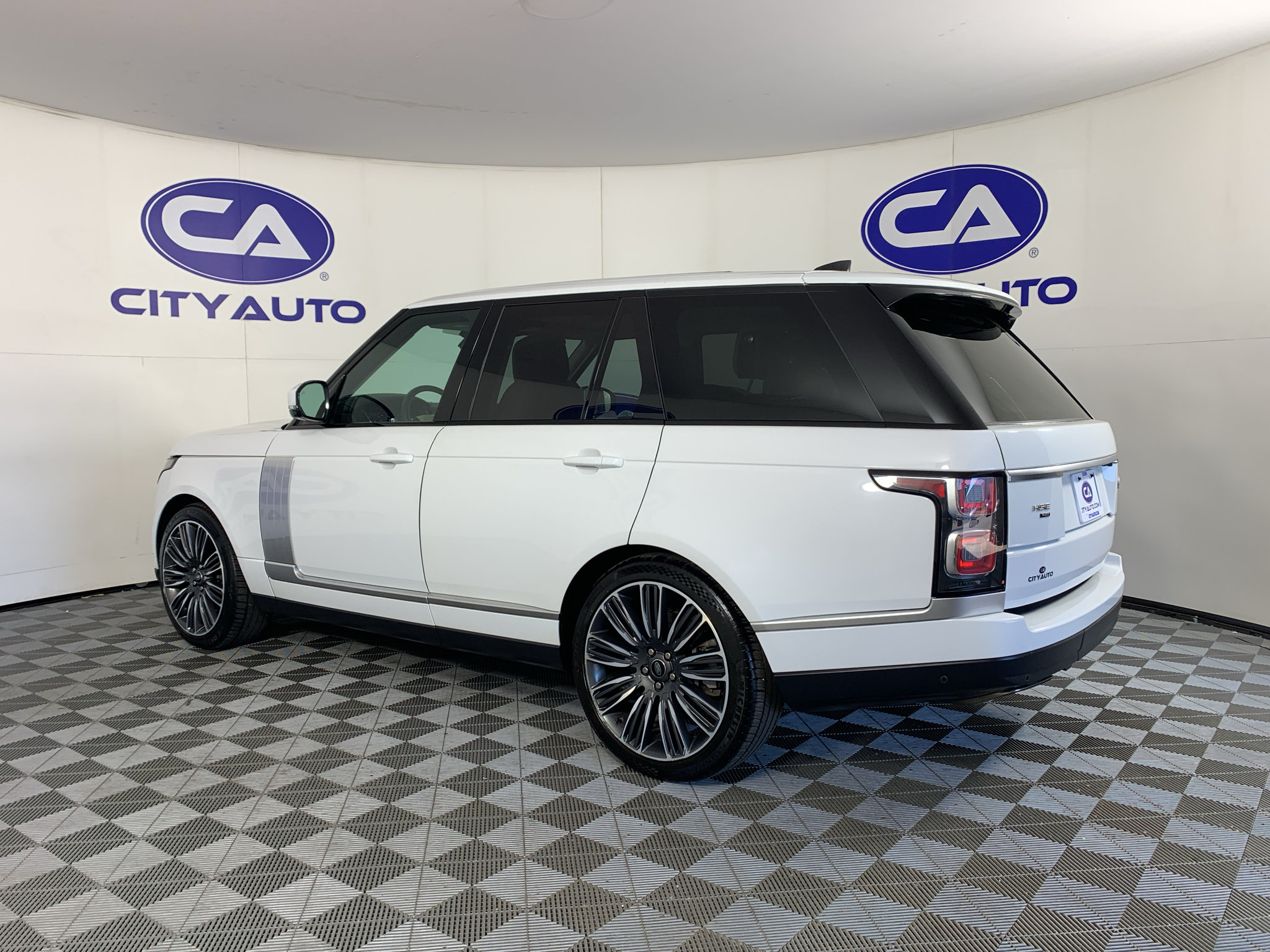 Used 2021 Land Rover Range Rover Westminster Edition AWD/4WD image 5