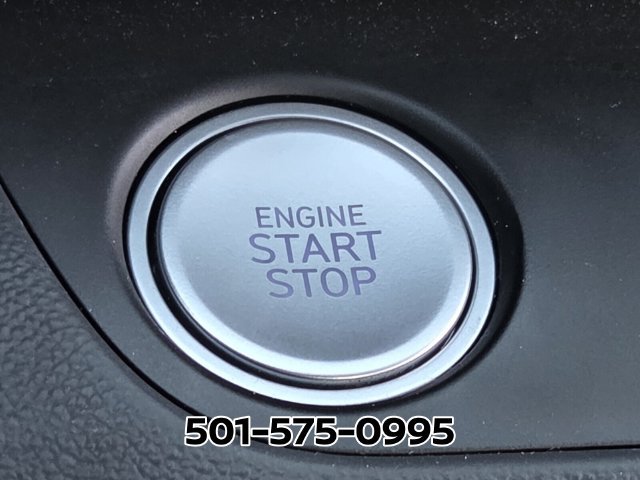 Used 2025 Hyundai Elantra SEL FWD image 33