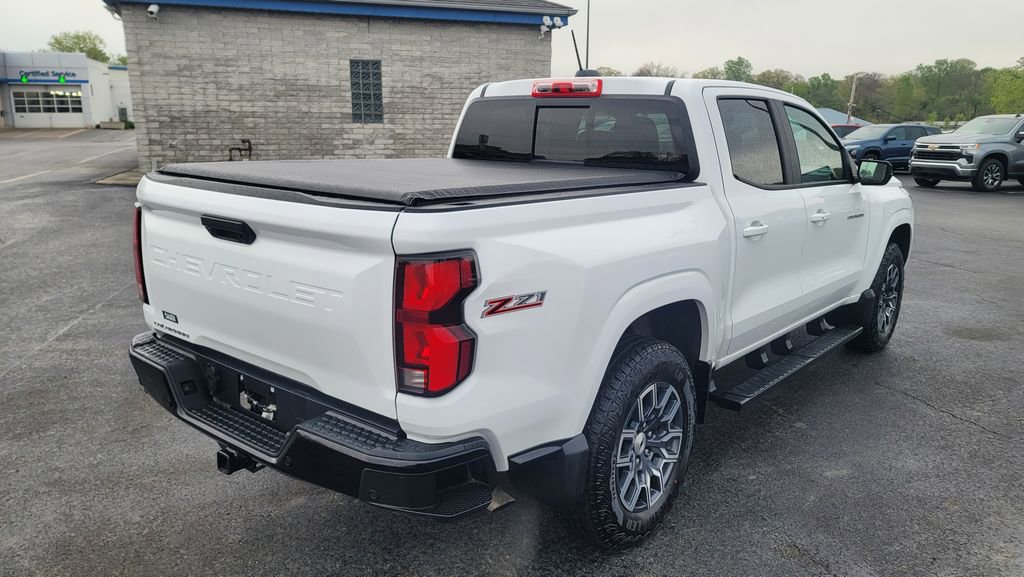 Used 2026 Chevrolet Colorado Z71 AWD/4WD image 12