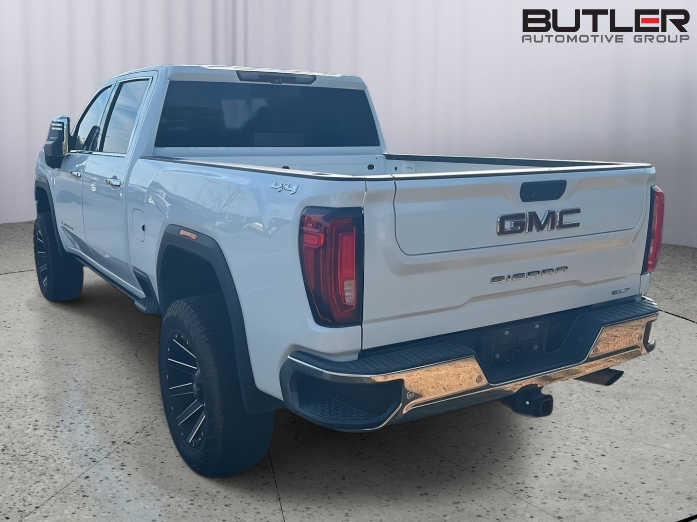 Used 2020 GMC Sierra 2500 SLT w/ Technology Package image 9