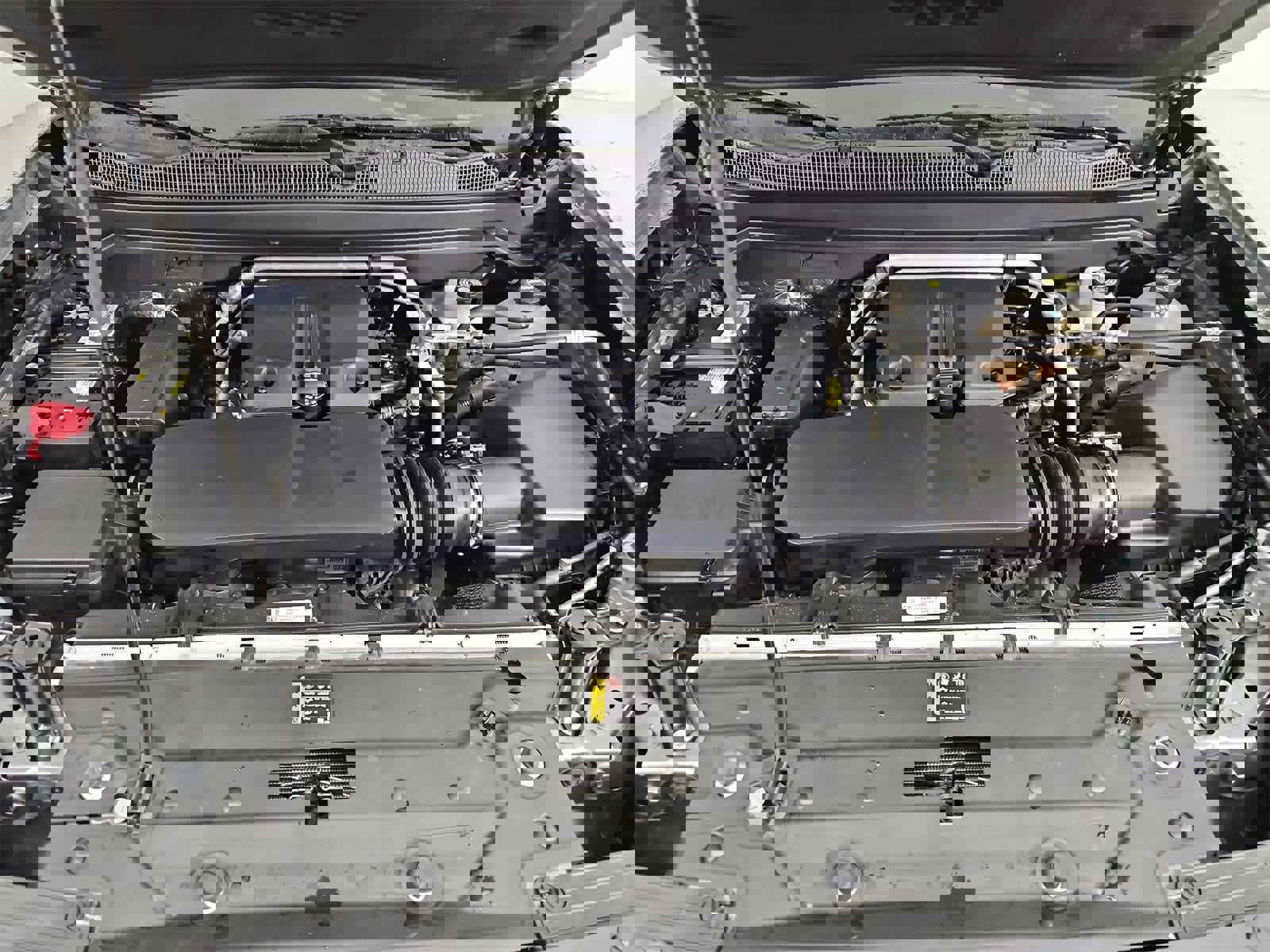 Used 2024 GMC Canyon Elevation image 14