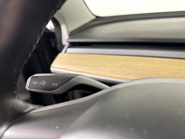 Used 2018 Tesla Model 3 Long Range image 17