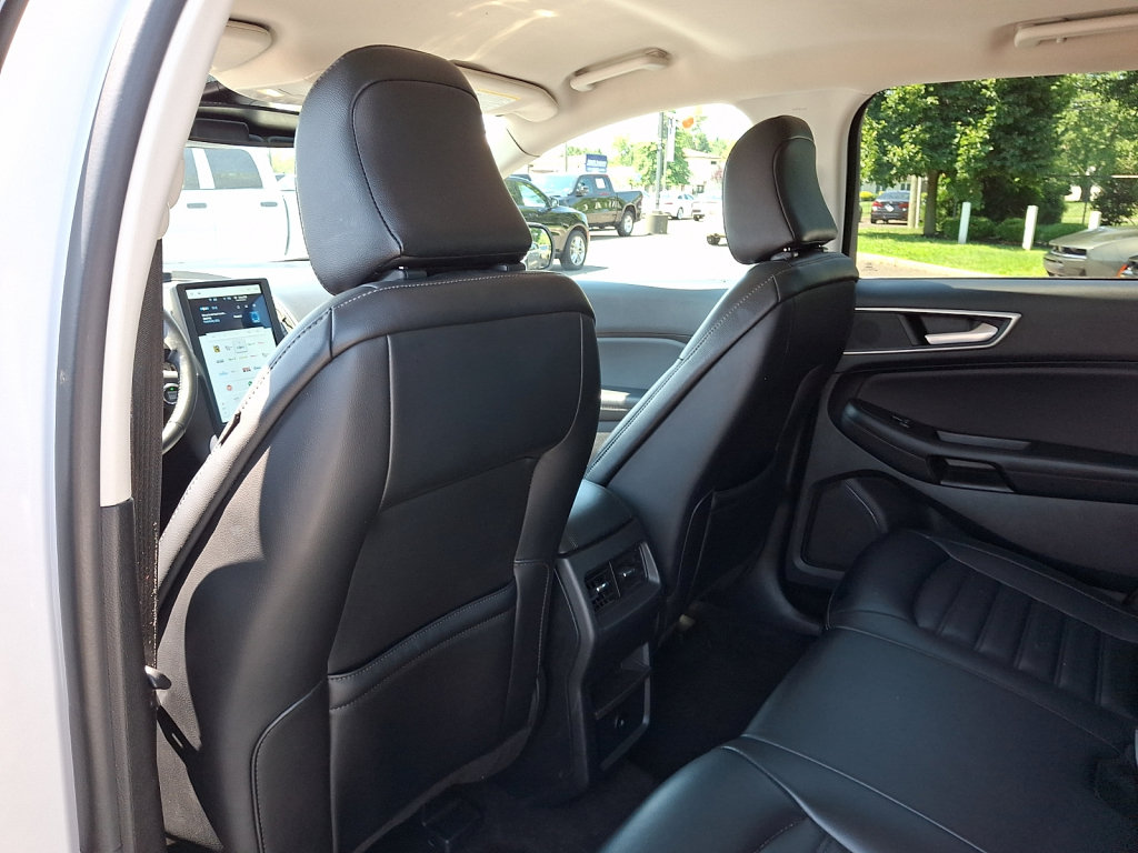 Used 2024 Ford Edge SEL AWD/4WD image 21