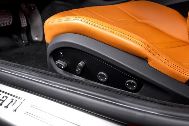 Certified 2019 Ferrari 812 Superfast RWD image 25