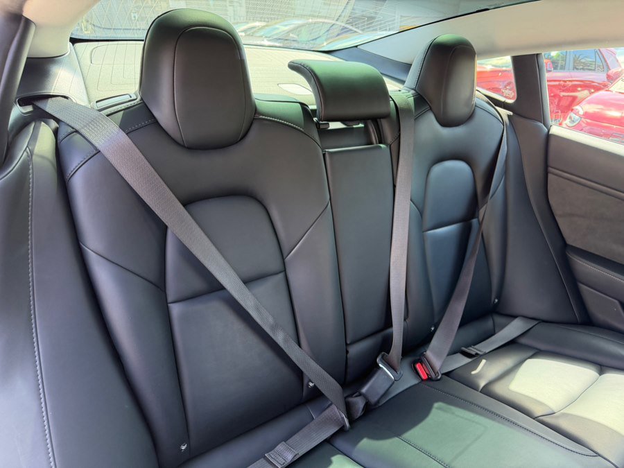Used 2018 Tesla Model 3 Performance image 38