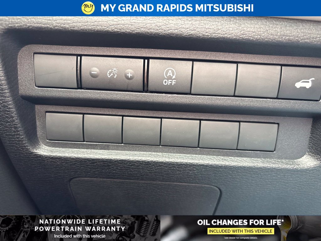 New 2026 Mitsubishi Outlander SE AWD/4WD image 29