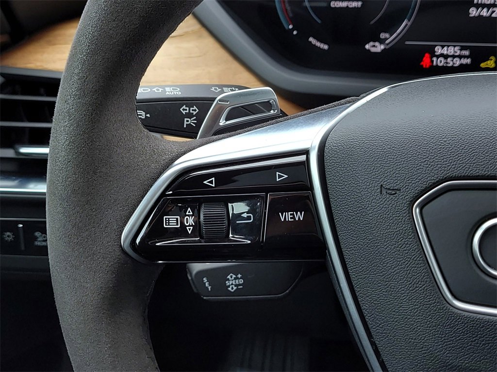 Used 2024 Audi e-tron GT Premium Plus image 27