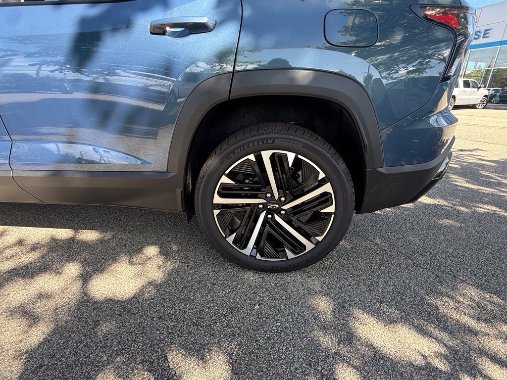 New 2027 Chevrolet Equinox RS w/ Convenience Package III AWD/4WD image 32