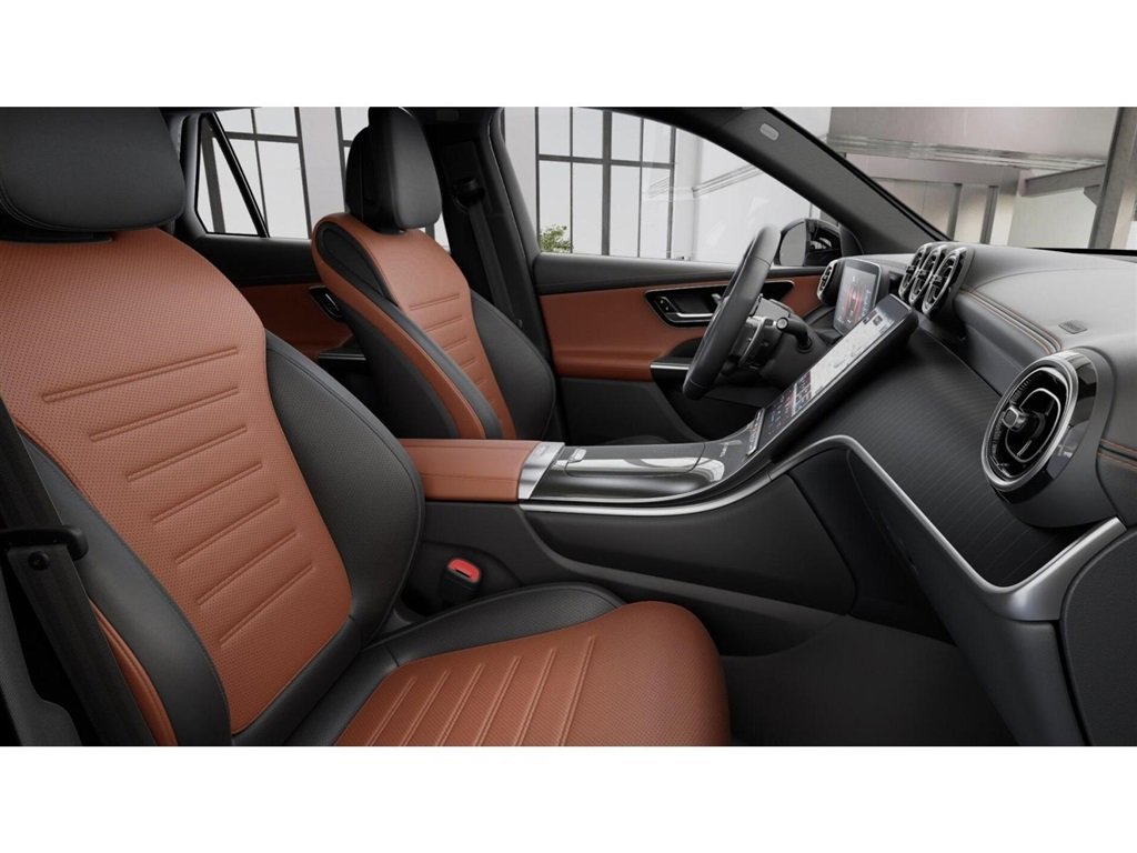 New 2026 Mercedes-Benz GLC 43 AMG 4MATIC image 4