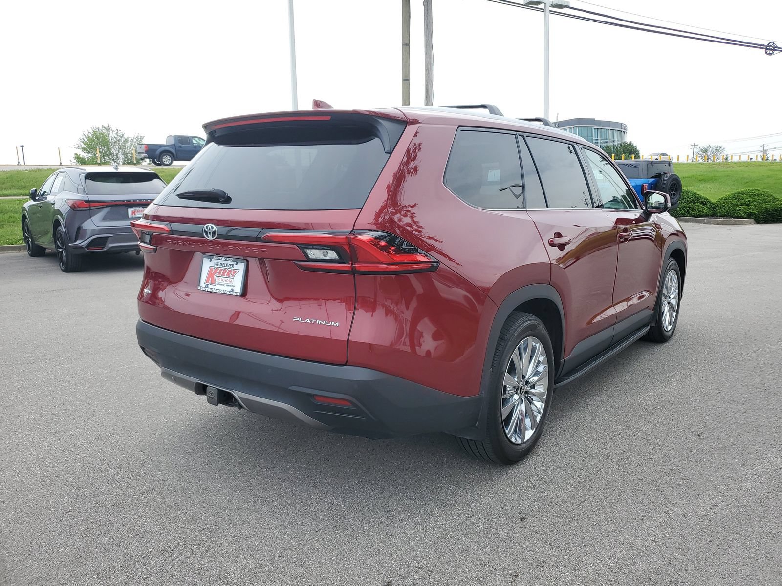 Certified 2024 Toyota Grand Highlander AWD image 4