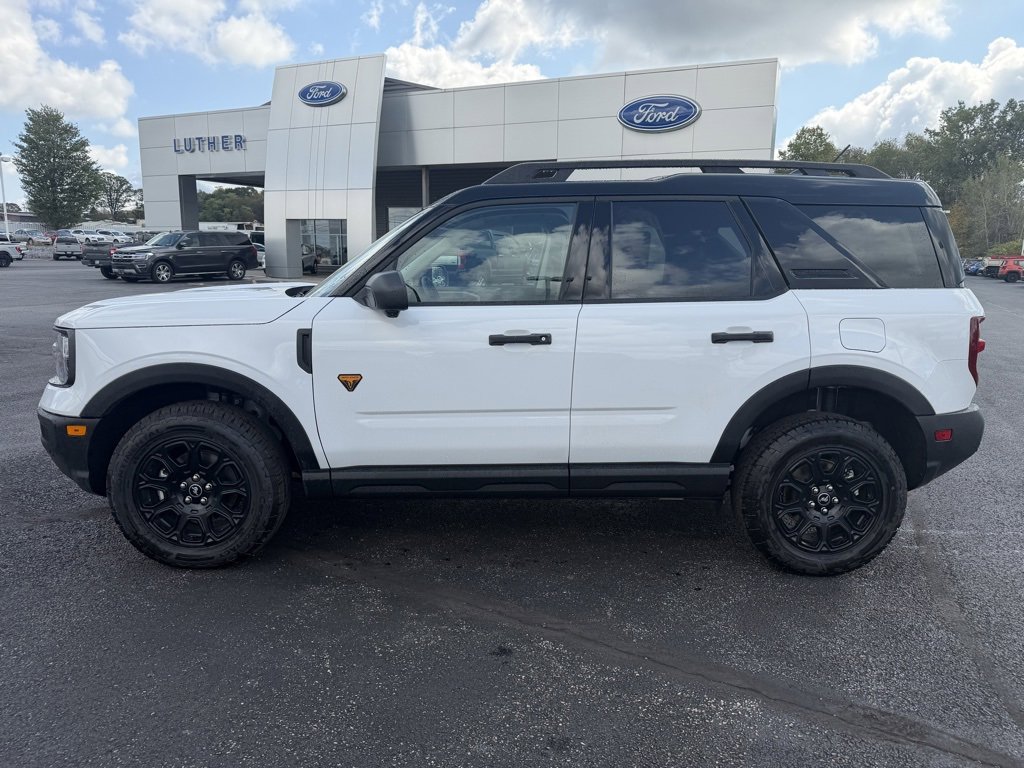 New 2025 Ford Bronco Sport Badlands image 2