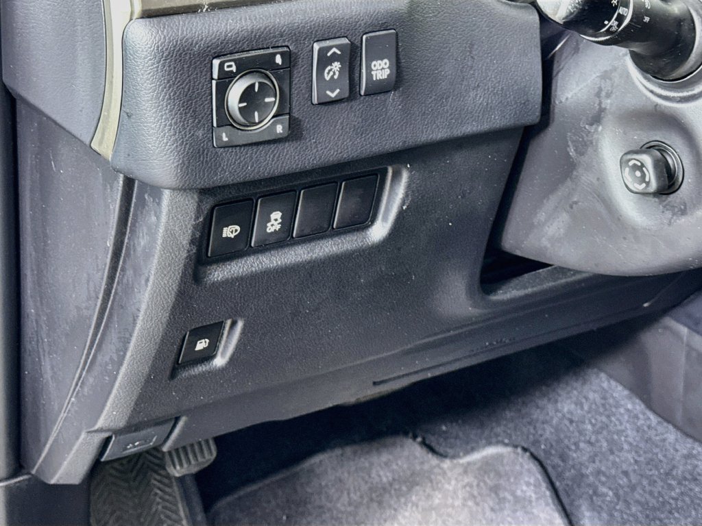 Used 2018 Lexus GX 460 Premium w/ Premium Package AWD/4WD image 10