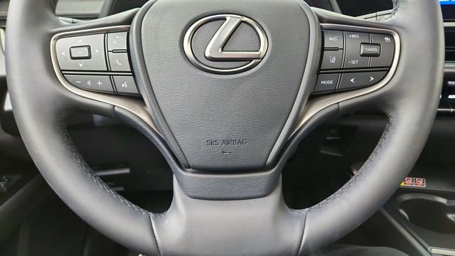 Used 2024 Lexus UX 250h FWD image 39