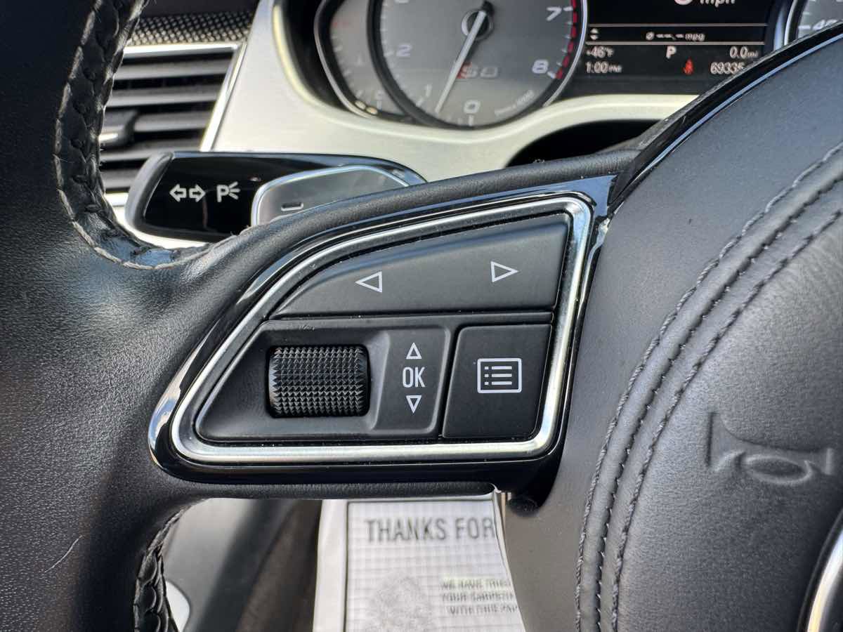 Used 2014 Audi S8 w/ Driver Assistance Package image 14