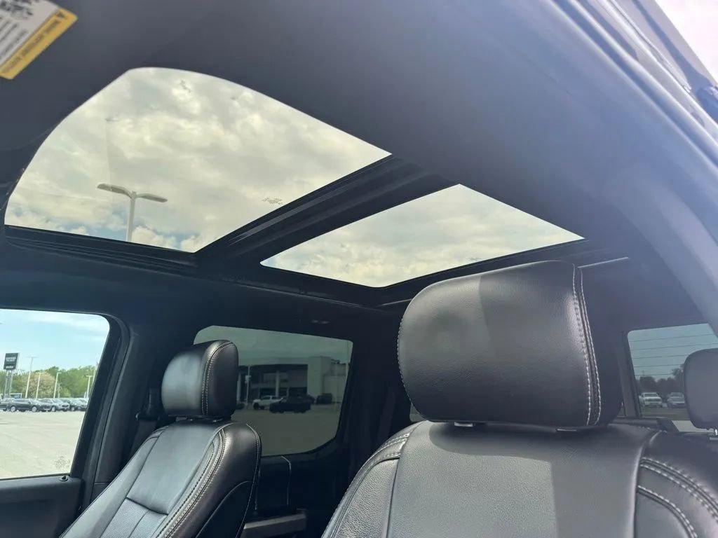 Used 2020 Ford F150 Lariat w/ Equipment Group 502A Luxury AWD/4WD image 11