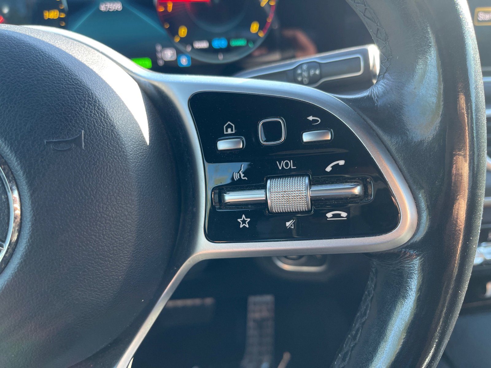 Used 2021 Mercedes-Benz GLS 580 4MATIC image 17