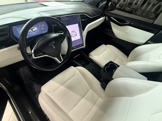 Used 2017 Tesla Model X 75D AWD/4WD image 6