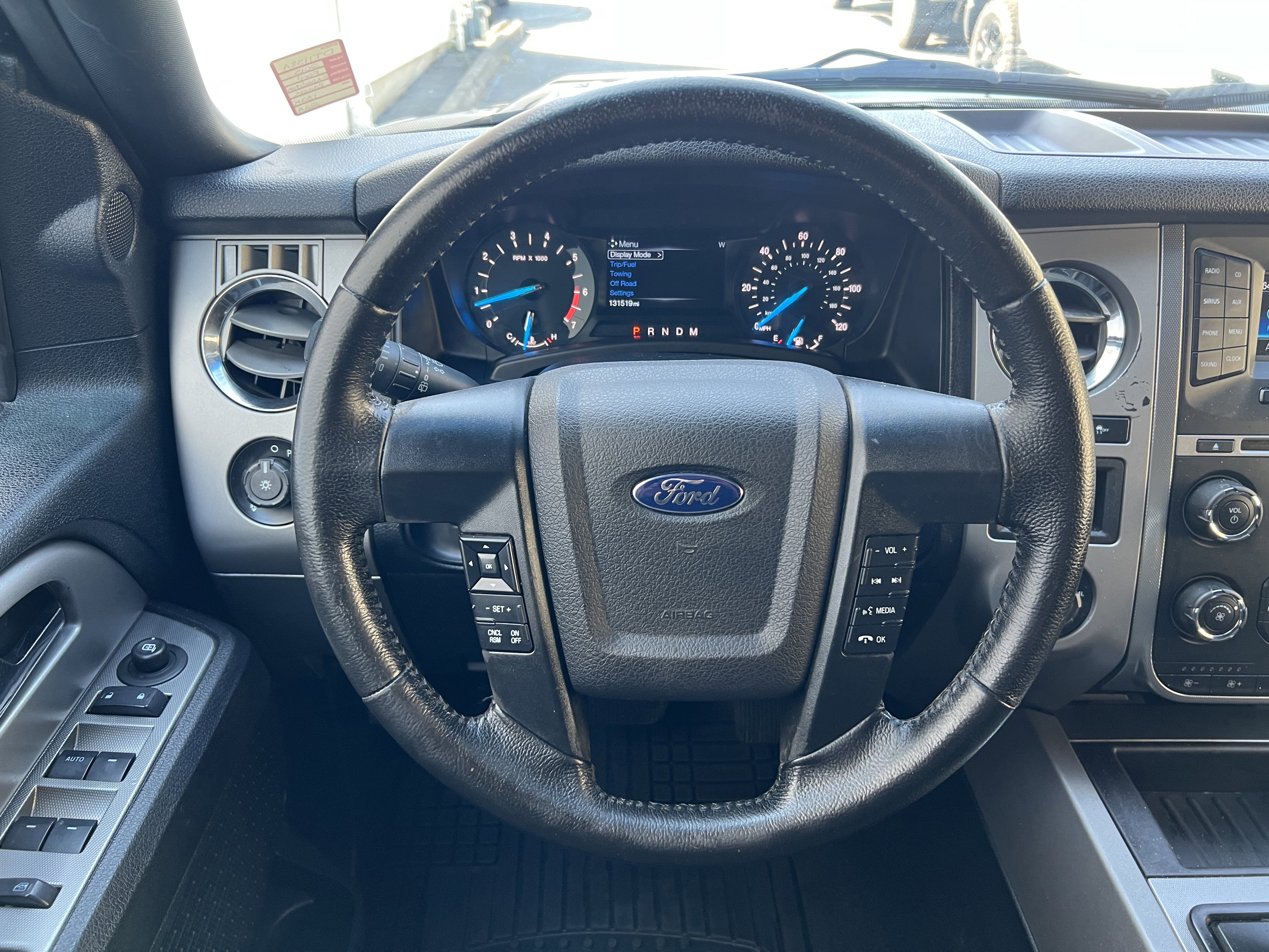 Used 2015 Ford Expedition XLT image 27
