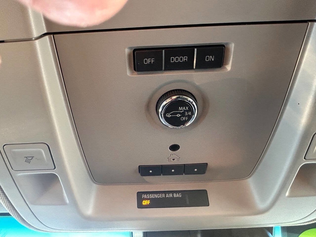 Used 2019 GMC Yukon XL SLT image 37