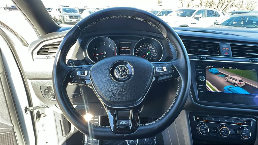 Used 2021 Volkswagen Tiguan SE R-Line image 30