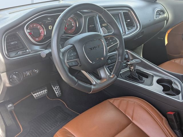 Used 2016 Dodge Challenger SRT Hellcat RWD image 15