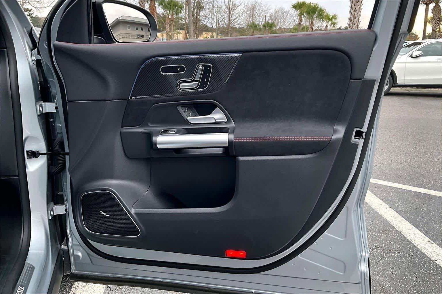 Certified 2025 Mercedes-Benz GLA 250 image 23