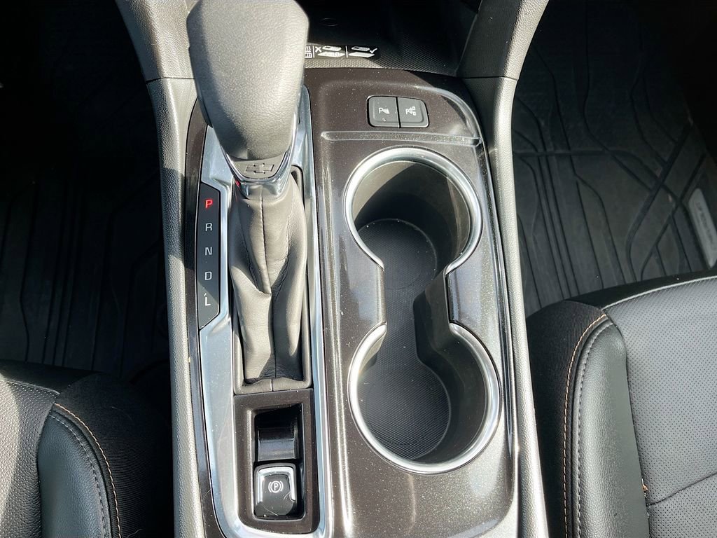 Used 2024 Chevrolet Equinox Premier image 17