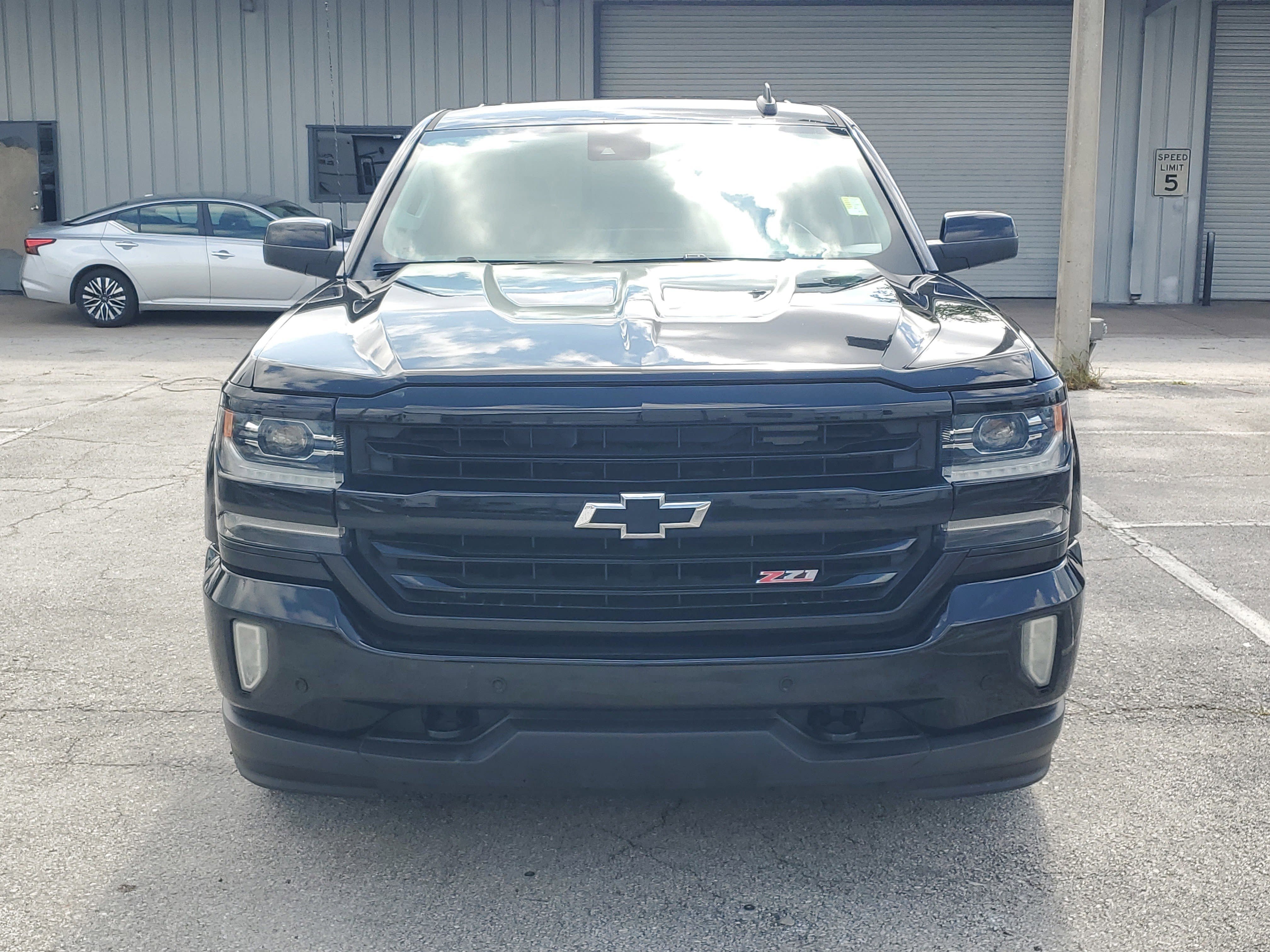 Used 2018 Chevrolet Silverado 1500 LTZ Z71 w/ LTZ Plus Package AWD/4WD image 2