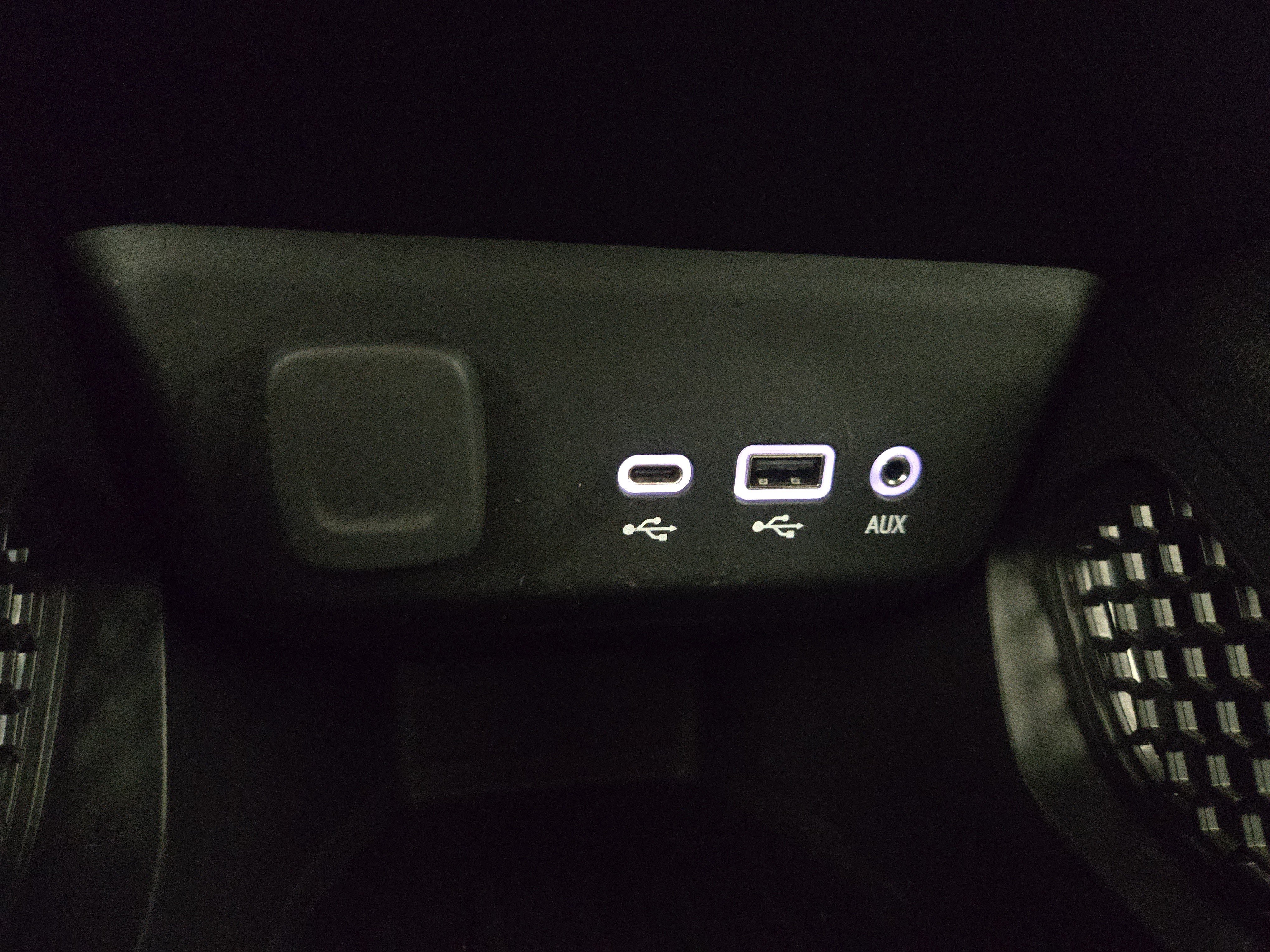 Used 2023 Chevrolet TrailBlazer LT w/ Convenience Package AWD/4WD image 28