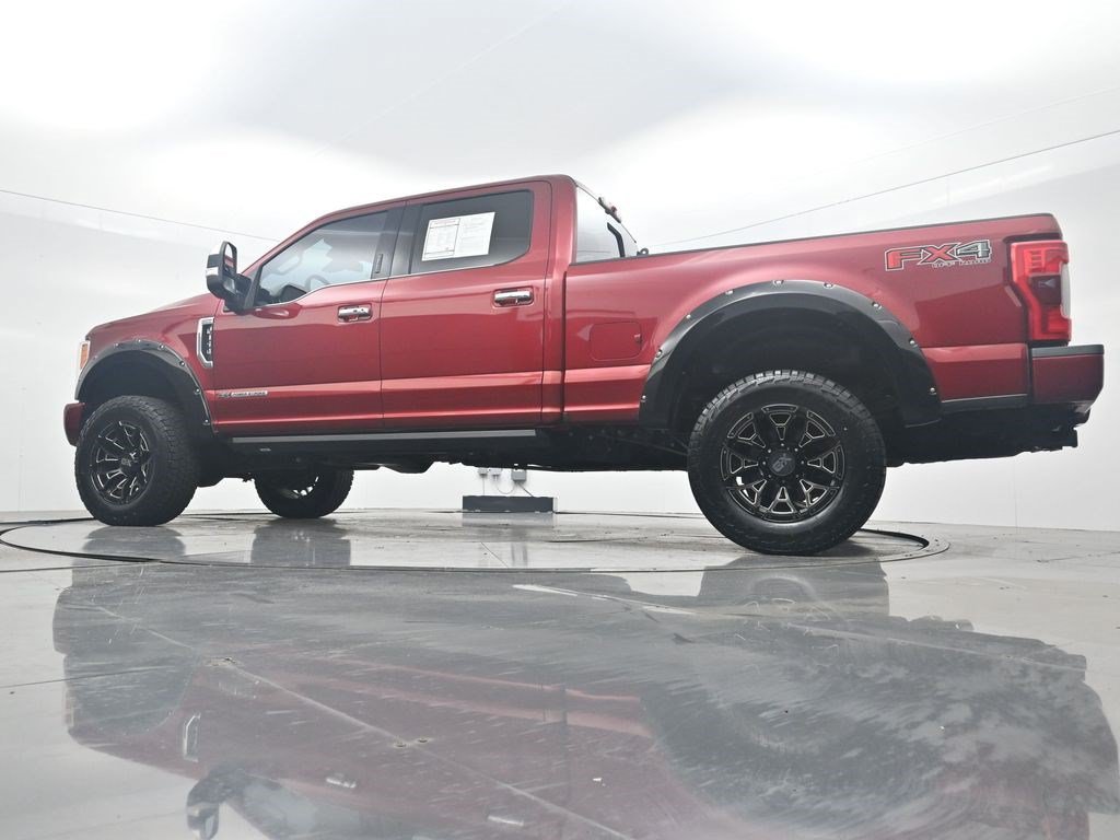 Used 2017 Ford F350 Platinum w/ FX4 Off-Road Package AWD/4WD image 34