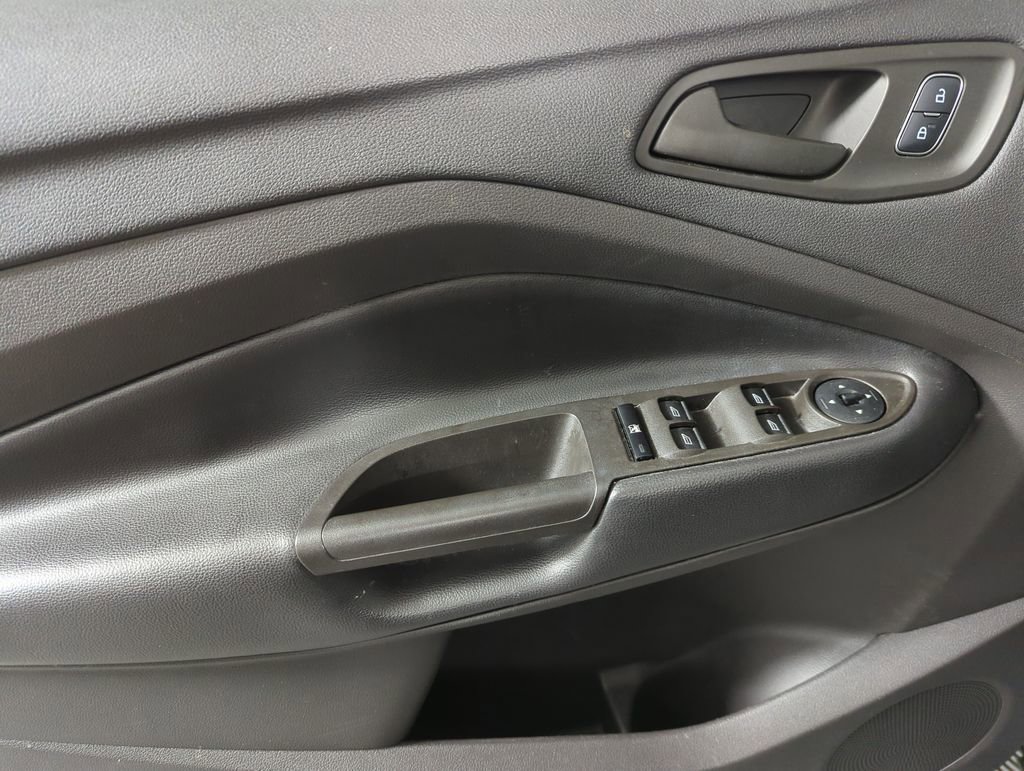 Used 2019 Ford Escape S FWD image 9