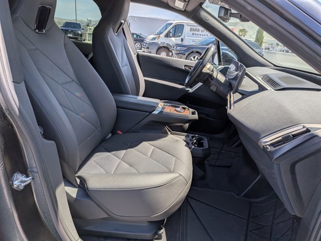 Certified 2023 BMW iX xDrive50 w/ Premium Package AWD/4WD image 18