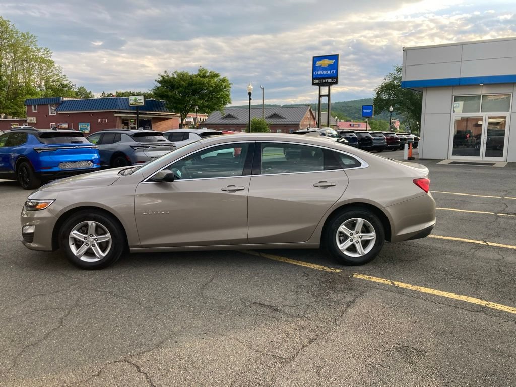 Used 2023 Chevrolet Malibu LT FWD image 21