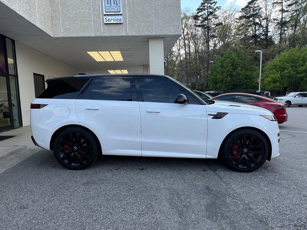 Used 2025 Land Rover Range Rover Sport Dynamic SE image 8