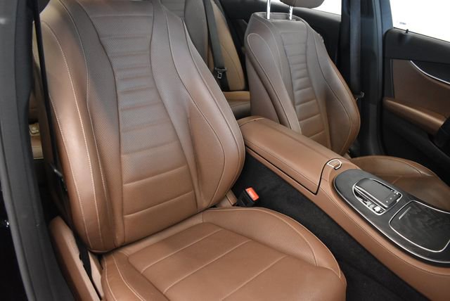 Used 2022 Mercedes-Benz E 450 4MATIC Sedan image 6