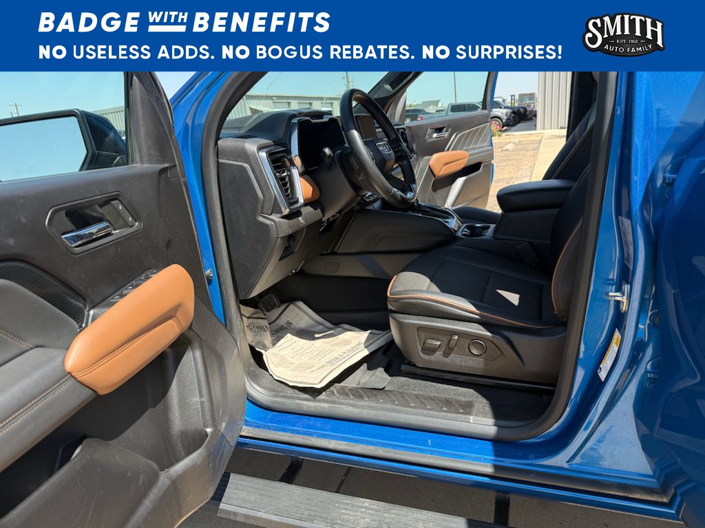 Used 2023 GMC Canyon AT4 AWD/4WD image 11