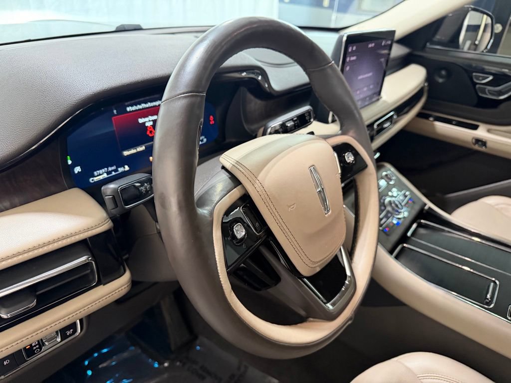 Used 2021 Lincoln Aviator Reserve w/ Elements Package Plus AWD/4WD image 18