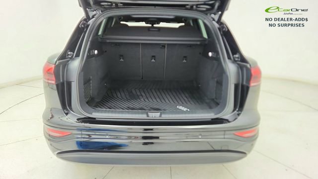 Used 2025 Audi Q6 e-tron Premium w/ Convenience Package RWD image 14