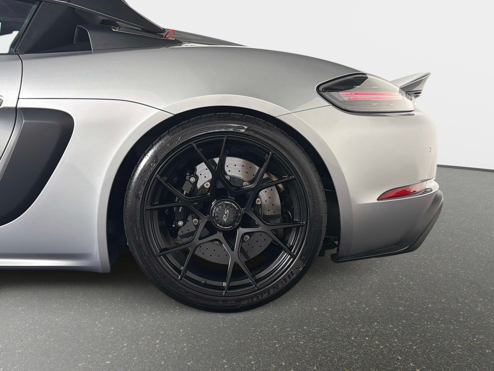 Used 2025 Porsche 718 Boxster Spyder RS RWD image 15
