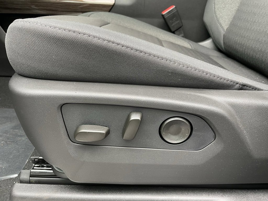 New 2026 Chevrolet Silverado 1500 LT w/ Convenience Package II image 10