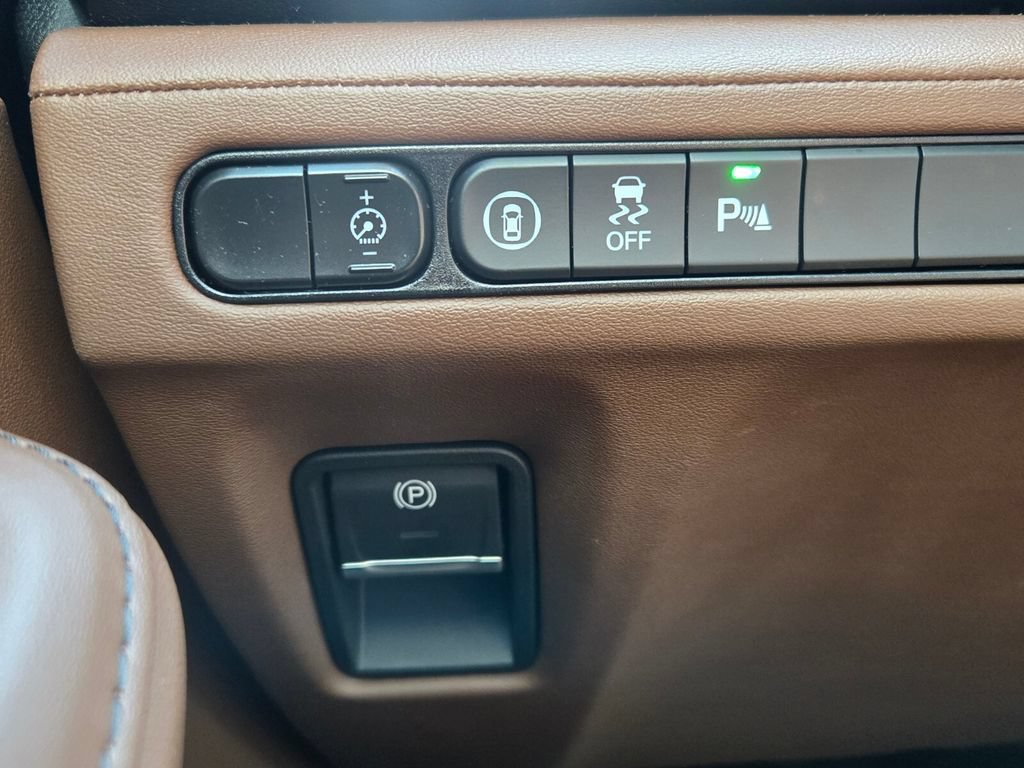 Used 2024 Acura MDX SH-AWD w/ Technology Package image 25