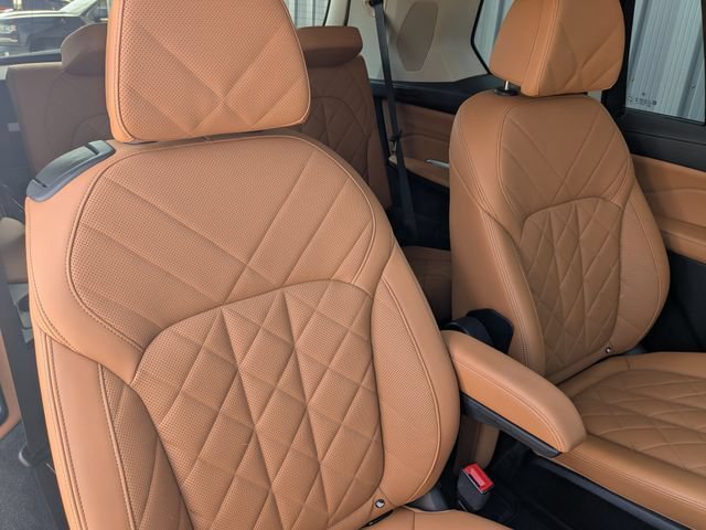 Used 2023 BMW X7 xDrive40i w/ Premium Package AWD/4WD image 40