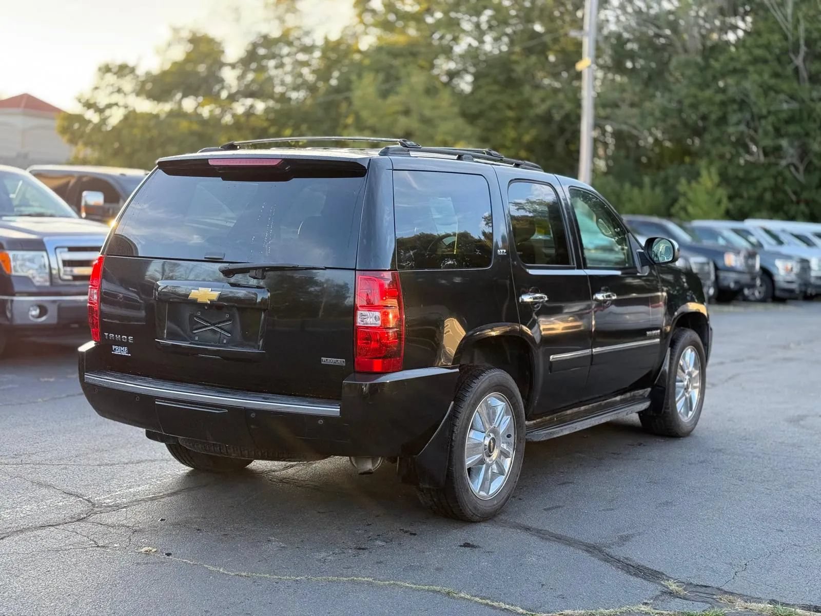 Used 2010 Chevrolet Tahoe LTZ AWD/4WD image 8