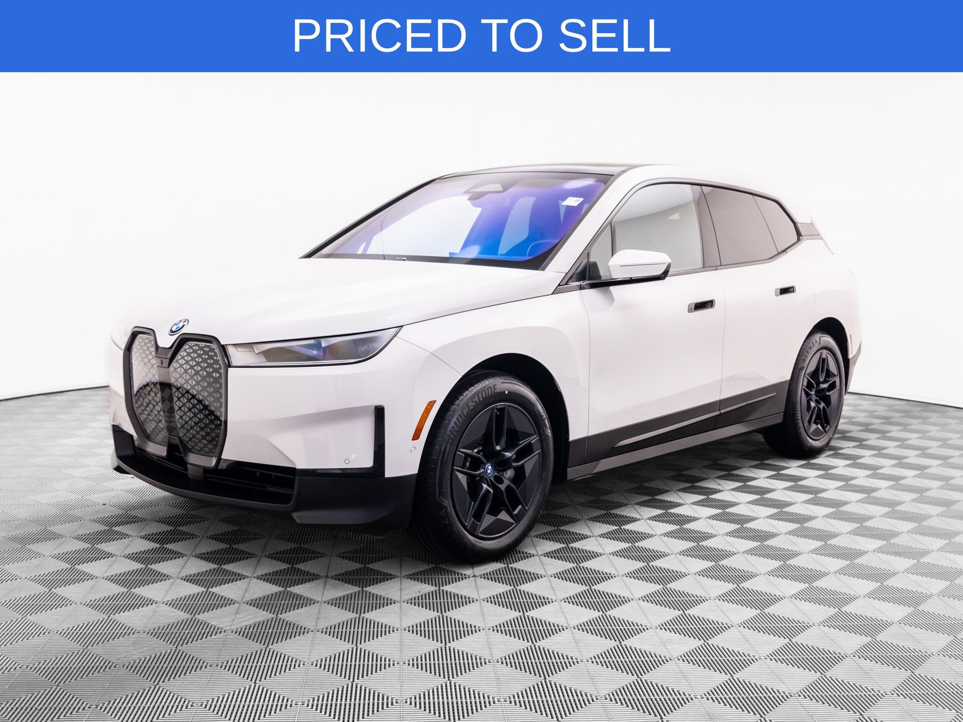 Used 2024 BMW iX xDrive50 w/ Convenience Package