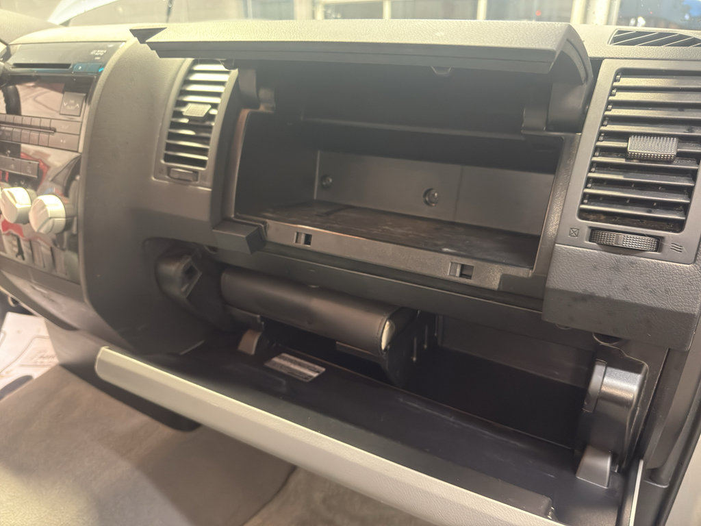 Used 2010 Toyota Tundra 4x4 Double Cab image 23