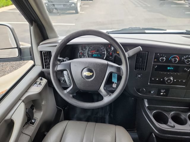Used 2013 Chevrolet Express 3500 Extended RWD image 20