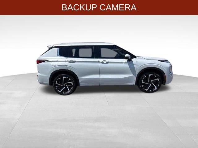 Used 2023 Mitsubishi Outlander SEL AWD/4WD image 8