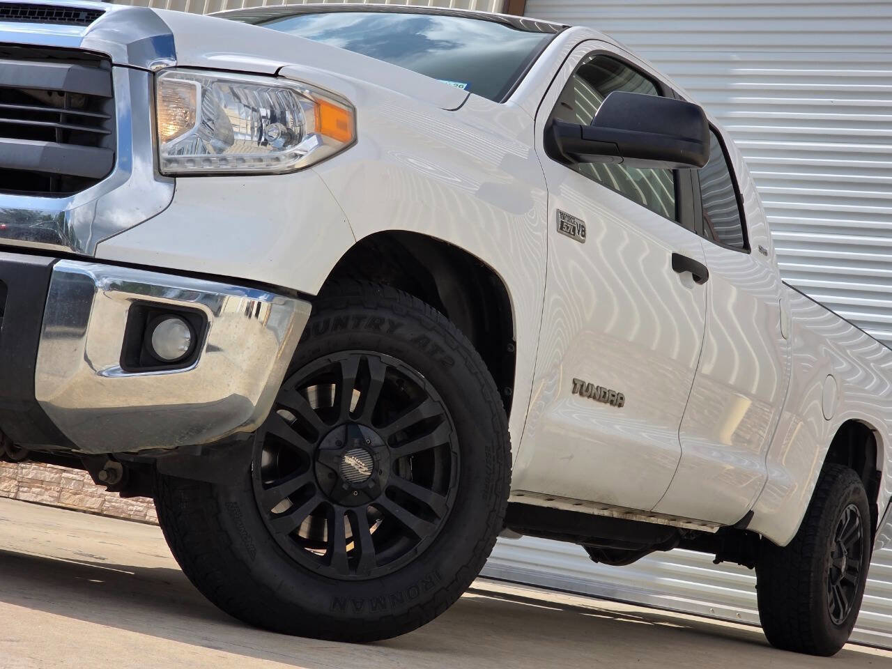 Used 2015 Toyota Tundra SR5 RWD image 8