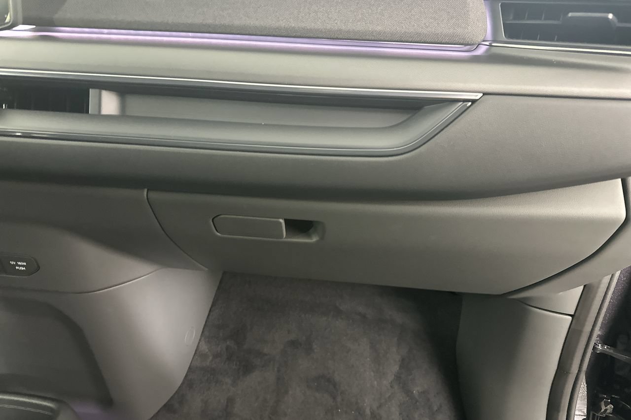 New 2027 Kia EV9 Land AWD/4WD image 17