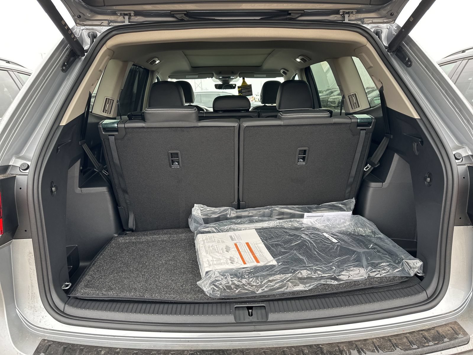 New 2026 Volkswagen Atlas SEL Premium R-Line AWD/4WD image 28